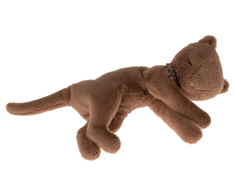 Plush Kitten, Medium | Nougat