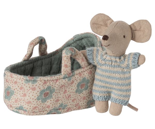 Baby mouse in carry cot | Blue