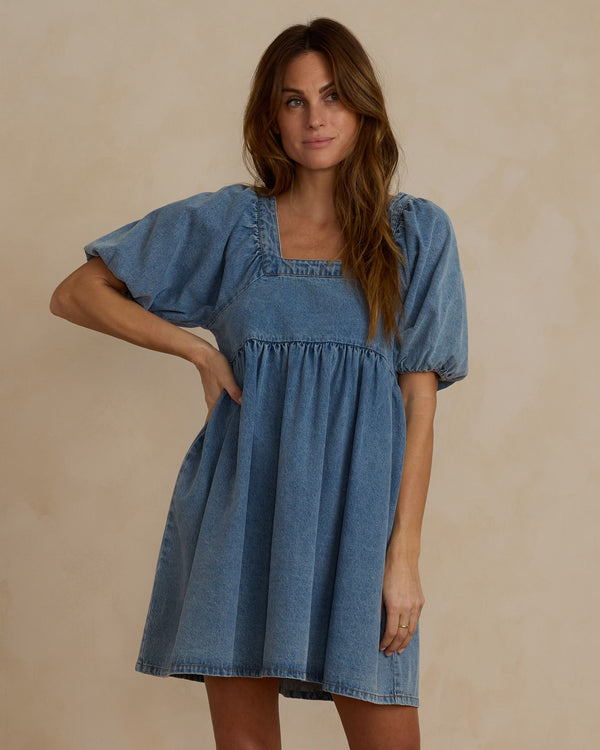 GRETTA BABYDOLL DRESS | LIGHT WASHED DENIM