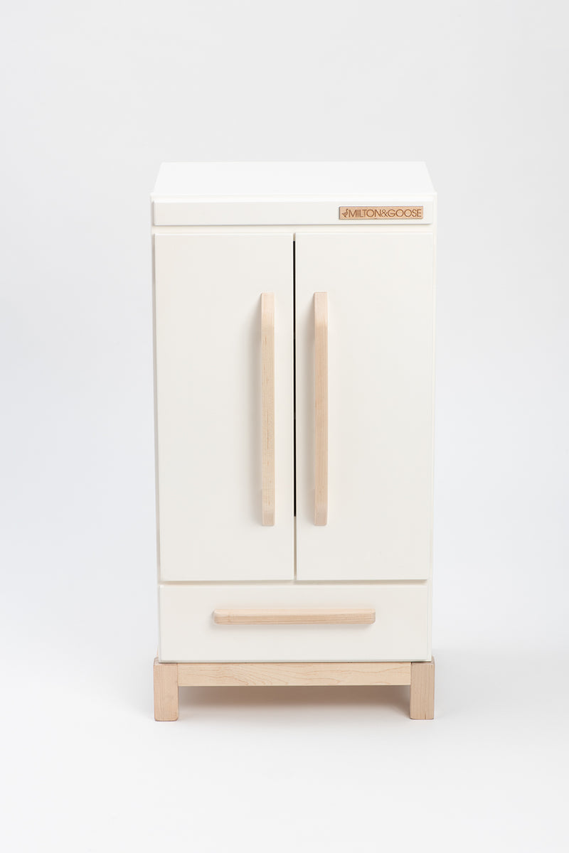 Refrigerator | White