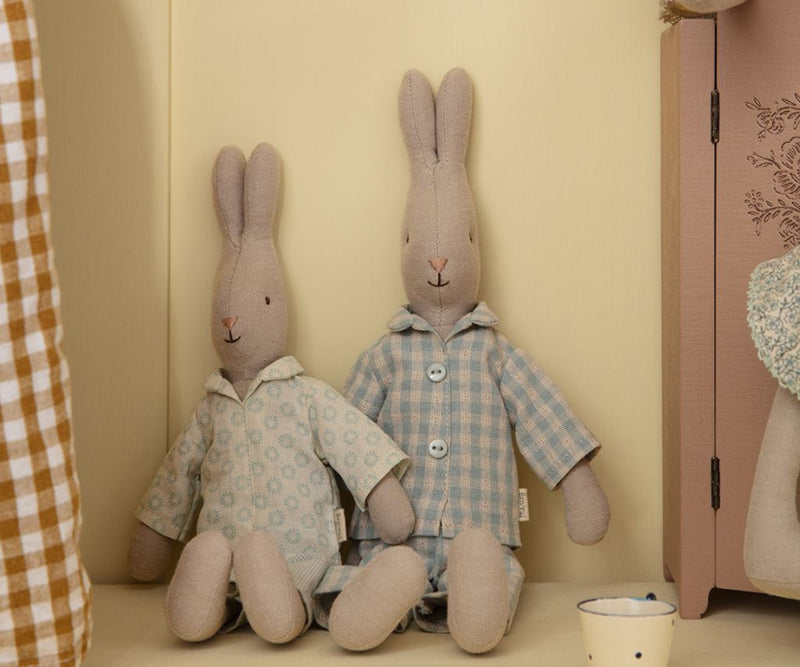 Rabbit size 2 in Pyjamas